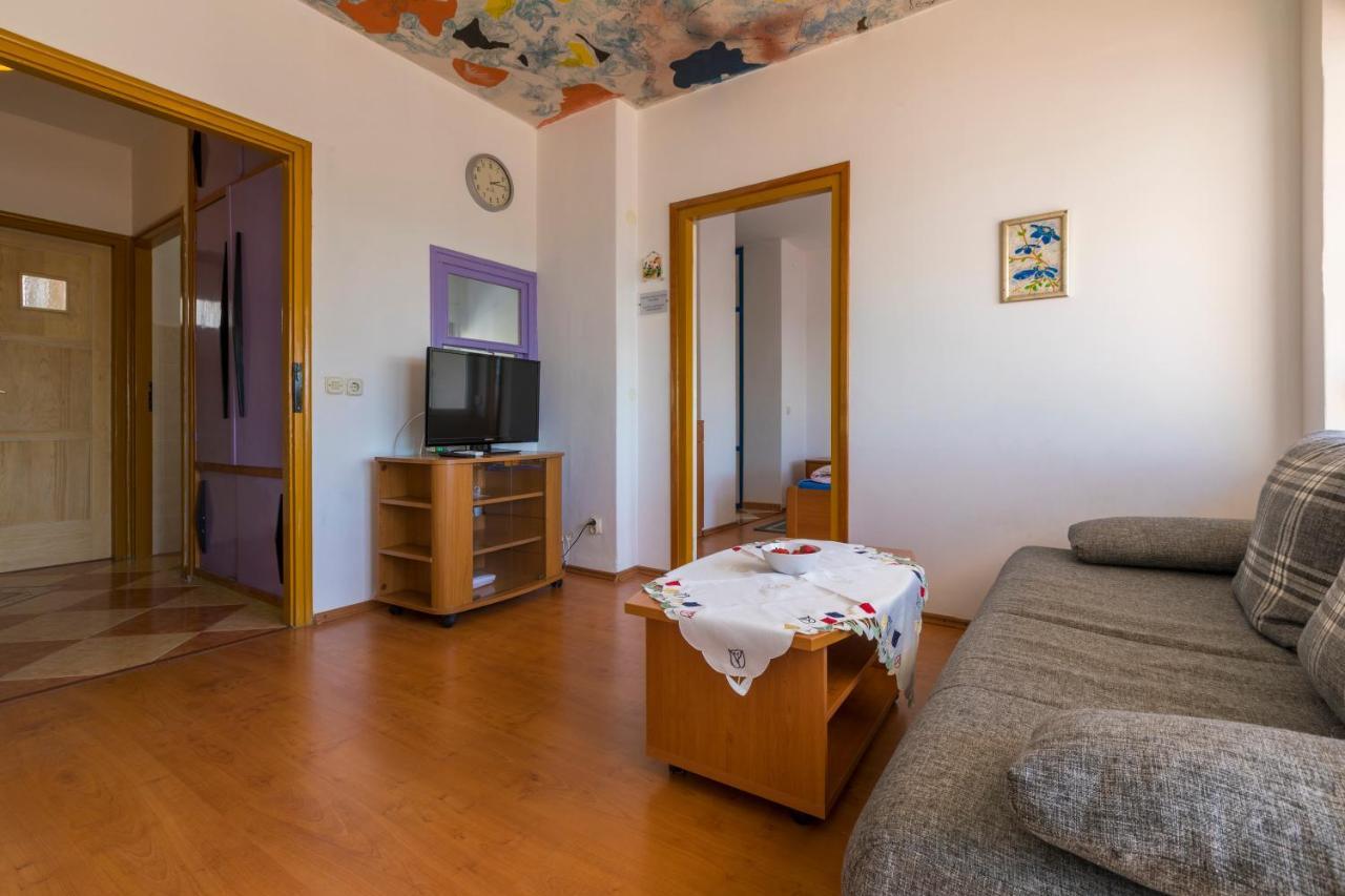 Katnic 1-2-3 Apartman *